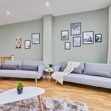 Large Duplex Penthouse - Parking Apartman
